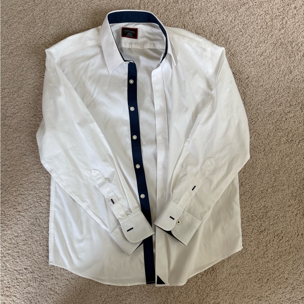 UNTUCKit White and Blue Dress Shirt